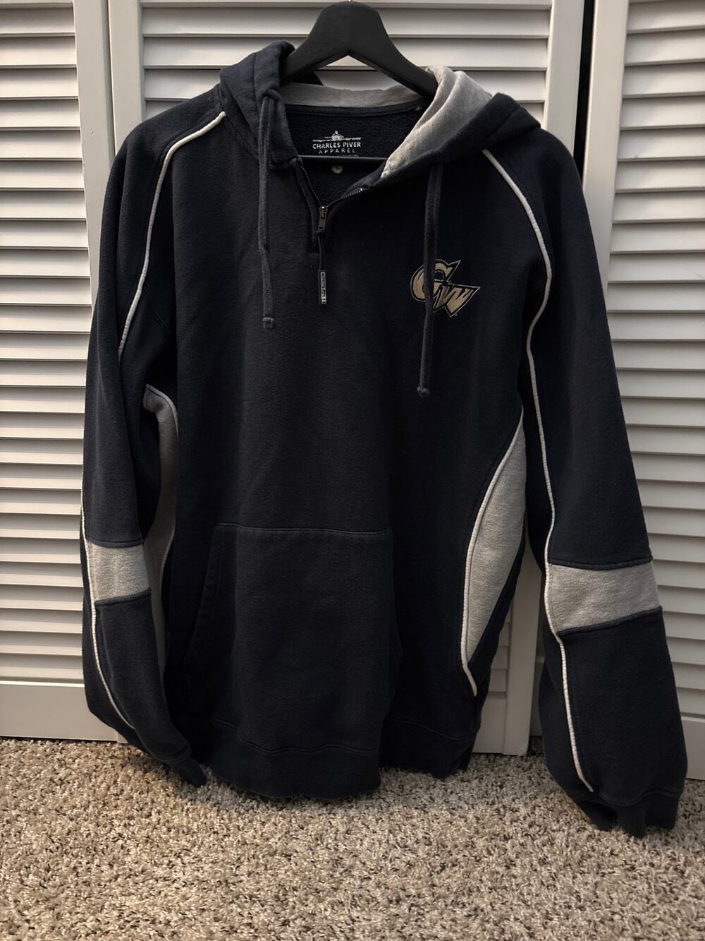 Vintage George Washington University Hoodie